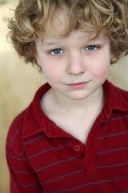 莱利·托马斯·斯图瓦特 Riley Thomas Stewart