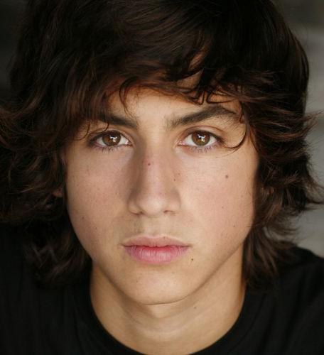 阿什顿·莫奥 Ashton Moio