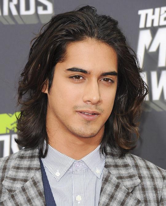 阿万·乔贾 Avan Jogia