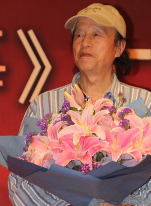 朱一民 Yimin Zhu