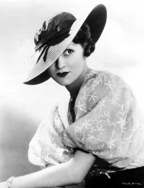 贝妮塔·休姆 Benita Hume