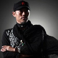 张一墨 Yimo Zhang