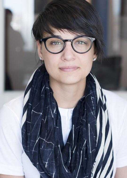 克洛伊·罗比肖 Chloé Robichaud