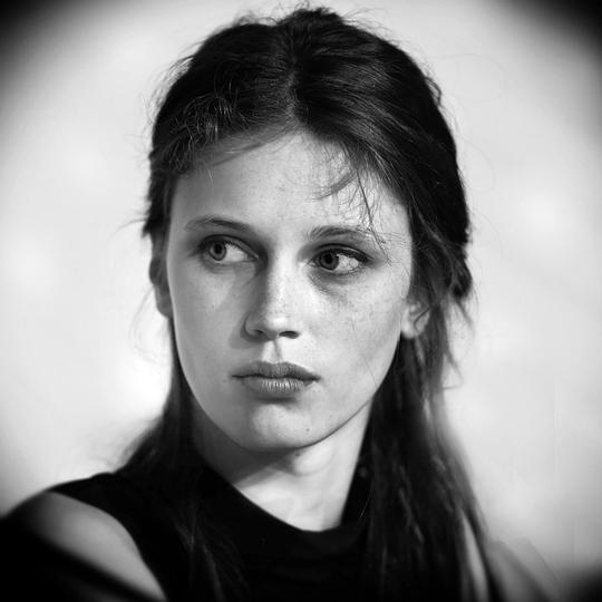 玛丽恩·瓦科特 Marine Vacth