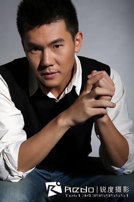 姜世卓 Shizhuo Jiang
