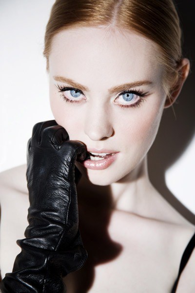 黛博拉·安·霍尔 Deborah Ann Woll