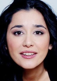 朵卡·格莱拉斯 Dorka Gryllus