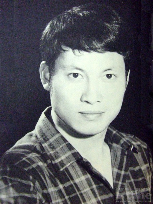 岳华 Hua Yueh