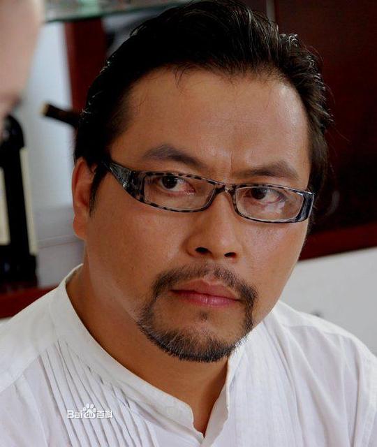 侯江龙 Kong Lung Hau