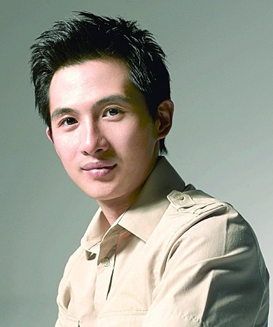 黄豆豆 Doudou Huang