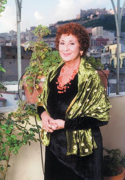 艾萨·丹尼埃利 Isa Danieli