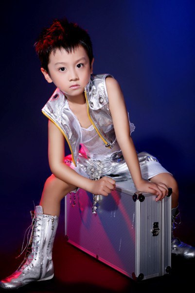 韩梓轩 Zixuan Han