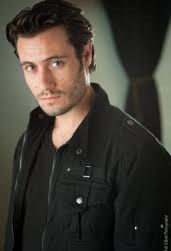 乔什·卡伦德尔 Josh Kalender