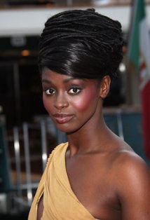 爱伊莎·玛依卡 Aïssa Maïga