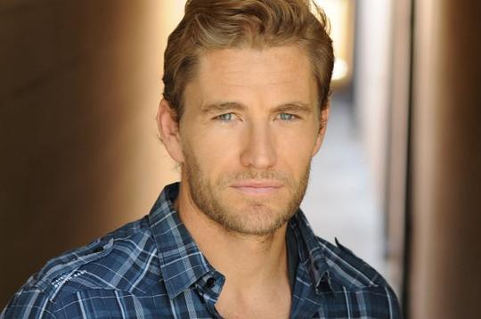 布雷特·塔克 Brett Tucker
