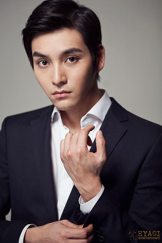 崔星俊 Choi Sung Jun