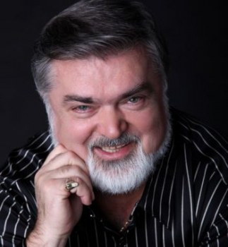 彼得·德沃斯基 Peter Dvorsky