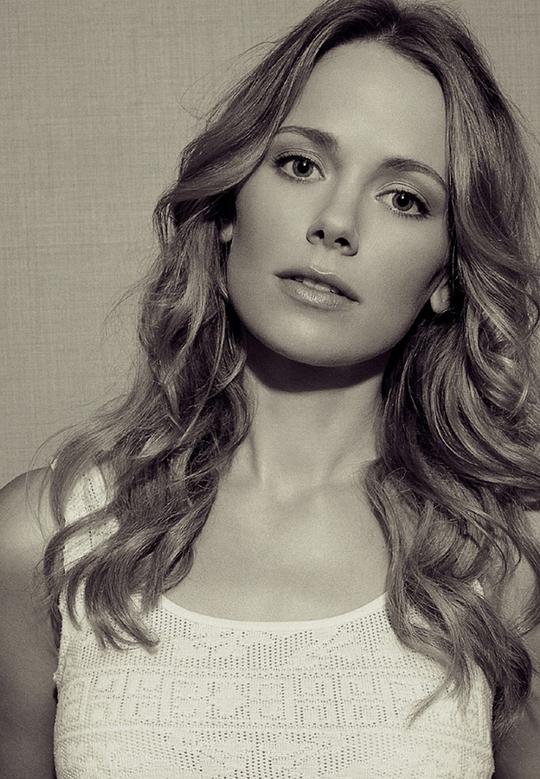 凯蒂娅·温特 Katia Winter