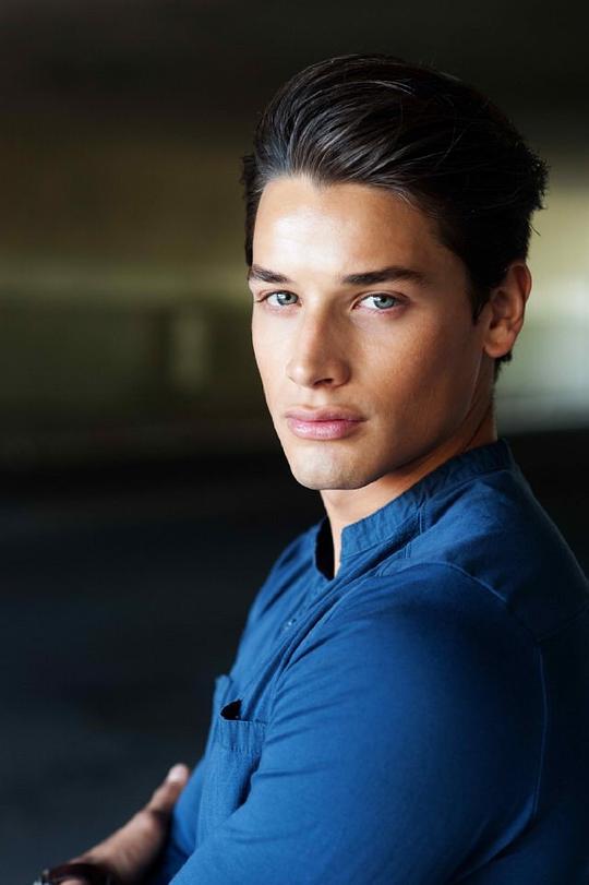 安德鲁·M·格雷 Andrew M.Gray