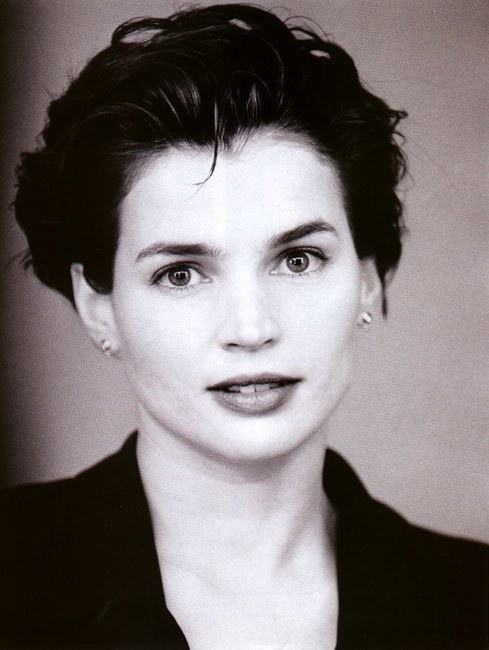 朱莉娅·奥蒙德 Julia Ormond