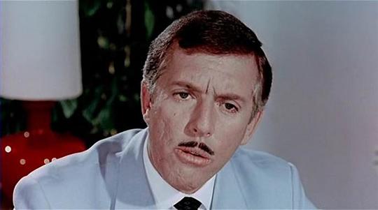 卢恰诺·萨尔切 Luciano Salce