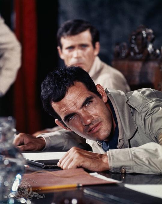 加里·雷蒙德 Gary Raymond