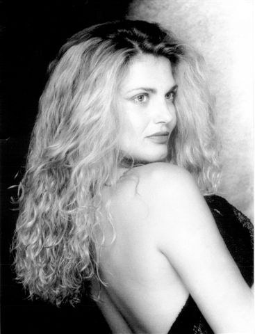 克莱利娅·龙迪内拉 Clelia Rondinella