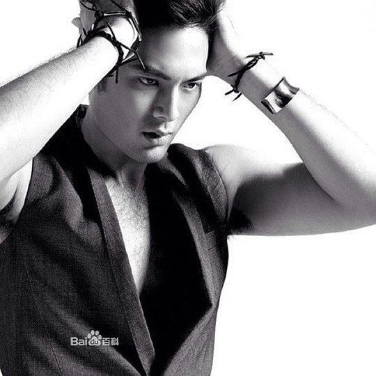 塔宁·门罗恩斯 Tanin Manoonsil