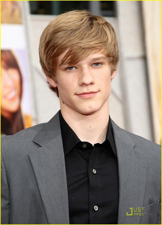 卢卡斯·提尔 Lucas Till