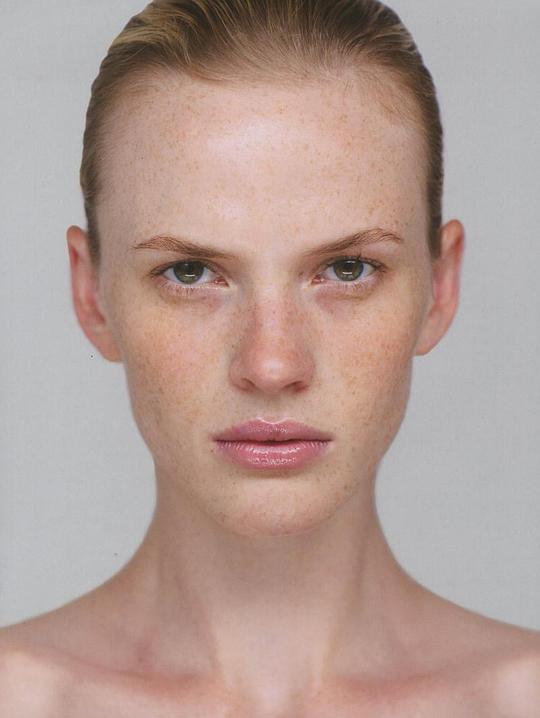 安妮·芙雅利茨娜 Anne Vyalitsyna