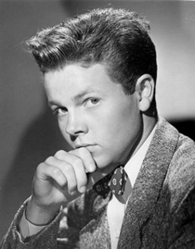 罗伯特·亚瑟 Robert Arthur