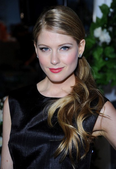 劳拉·布伦特 Laura Brent