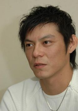 井坂俊哉 Shunya Isaka