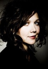 玛吉·吉伦哈尔 Maggie Gyllenhaal
