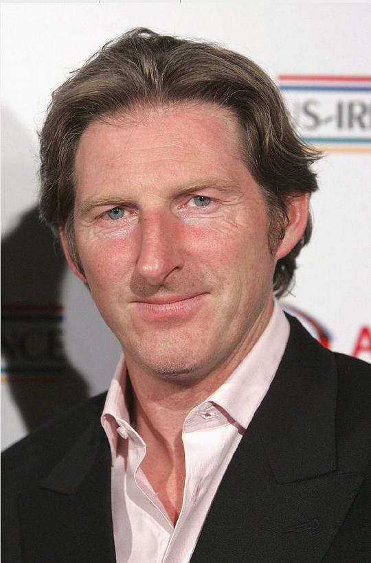 阿德里安·敦巴 Adrian Dunbar