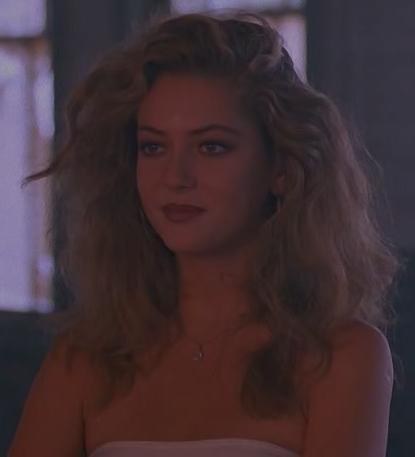 杰西卡·摩尔 Jessica Moore