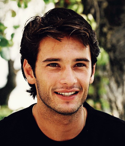 罗德里戈·桑托罗 Rodrigo Santoro