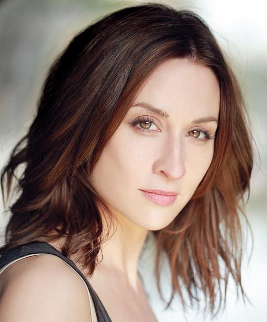 莫文·克里斯蒂 Morven Christie