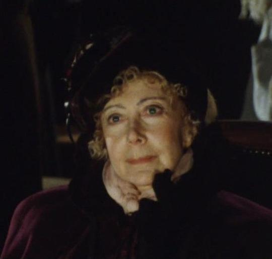 Martine de Breteuil Martine de Breteuil