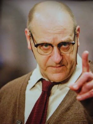 大卫·特劳顿 David Troughton