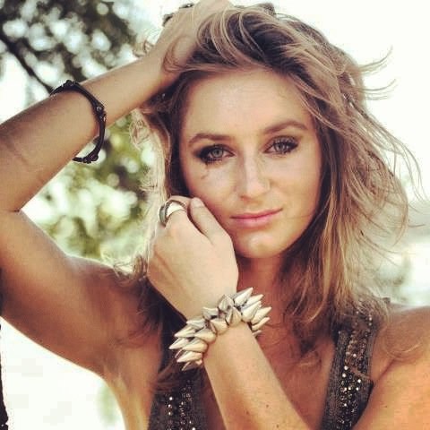 卡桑德拉·斯塔尔 Cassandra Starr