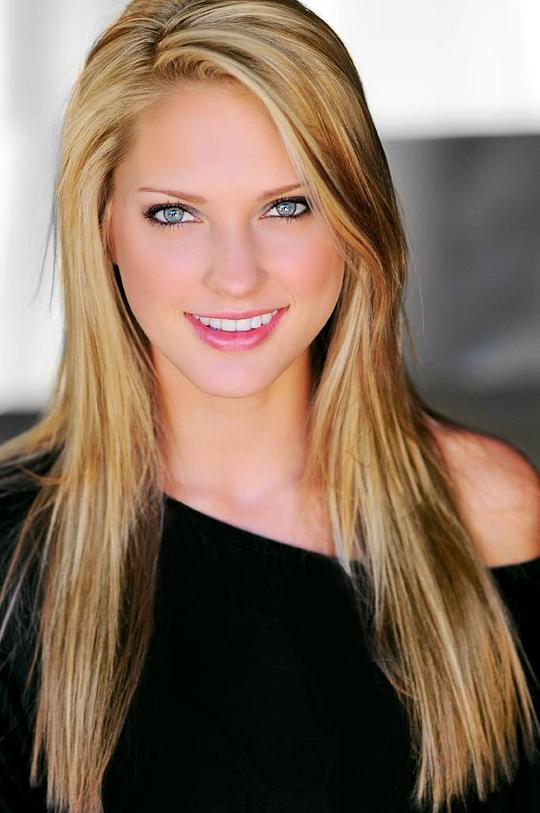 席亚拉·汉娜 Ciara Hanna