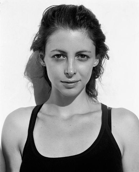 朱莉·卓雅 Julie Dray