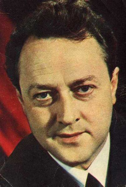 弗拉季斯拉夫·斯特尔热利奇克 Vladislav Strzhelchik