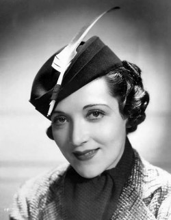 琼·克莱沃思 June Clayworth