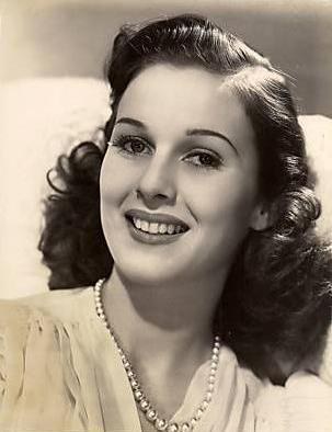 琳内·罗伯茨 Lynne Roberts