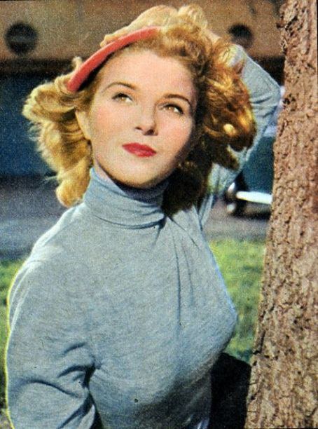 德利娅·斯卡拉 Delia Scala