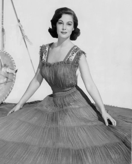 琼·泰勒 Joan Taylor