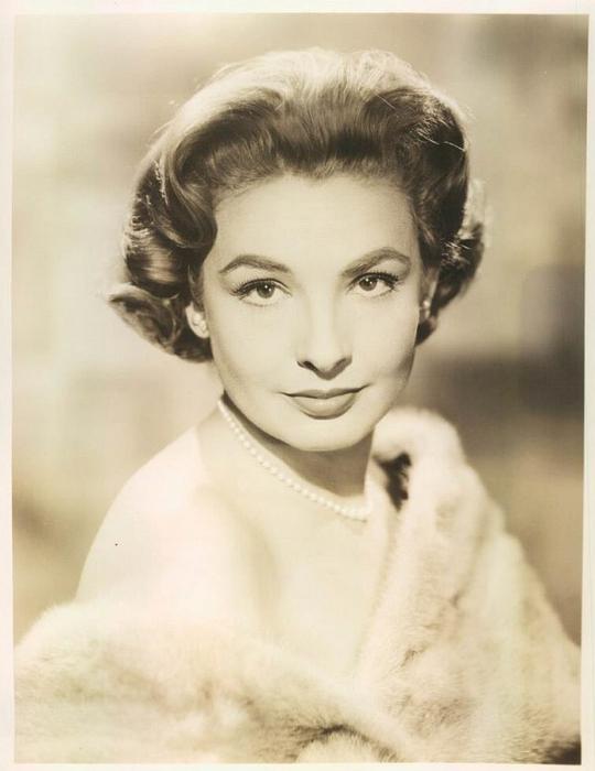 Jeanne Bal Jeanne Bal