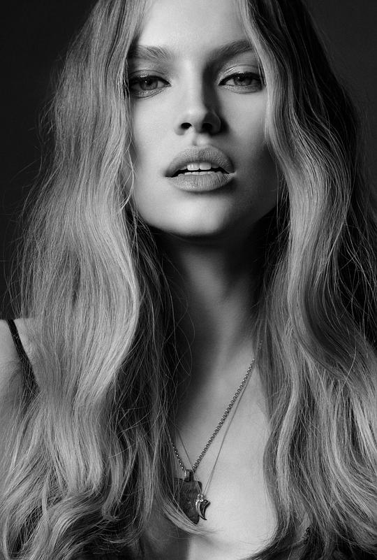 塔尼娅 Tanya Mityushina